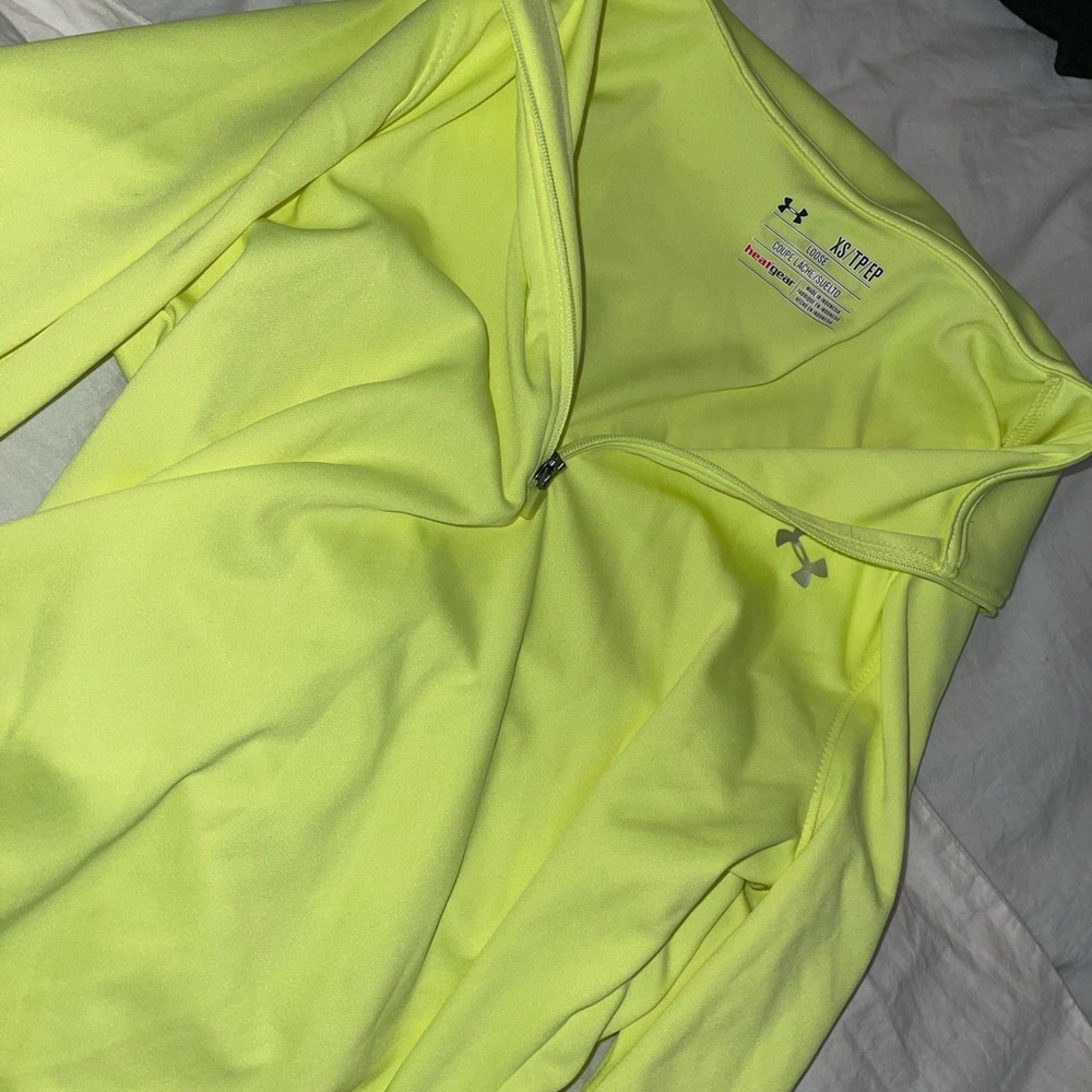 Neon 3/4 Zip under armour